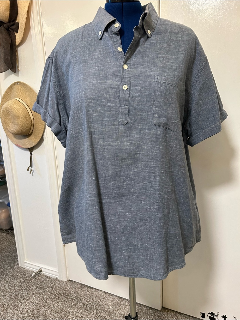 Merona Men's Short Sleeve Button-Down Shirt in Heathered Blue linen